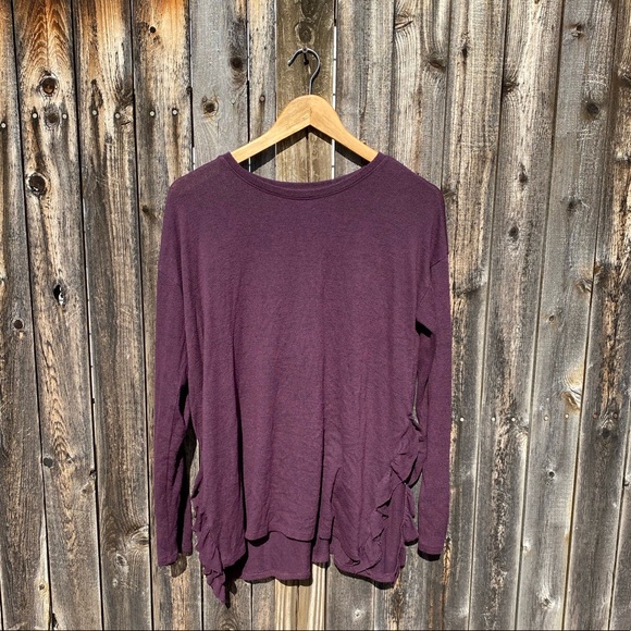 aerie Sweaters - Aerie Ruffle Just Add Leggings Top